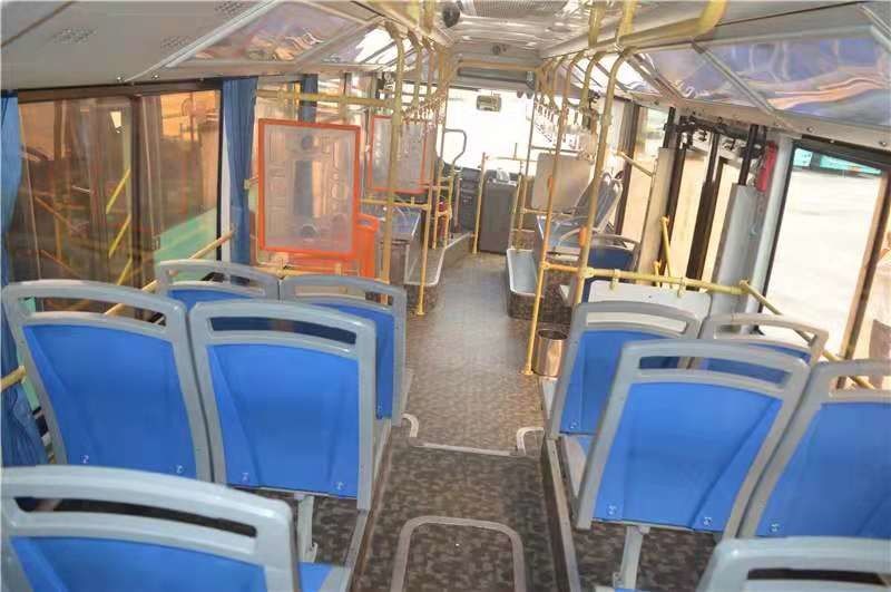 2015 سنة 62 مقعدًا تستخدم ZHONGTONG Coach Bus LCK6950HG حافلة المدينة المستخدمة مع مكيف الهواء للتنقل