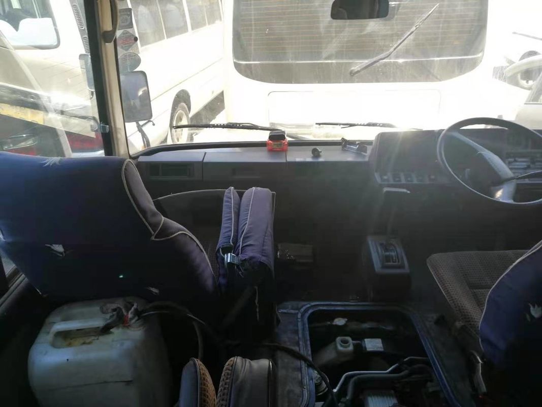 المقود الأيمن مستعملة كوستر باص ماركة تويوتا 23 / 29seats Low Kilometer 1hz Engine