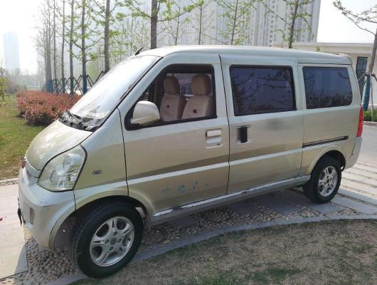 2013 Year Wuling Car 7 Seats Mini Bus سيارات مستعملة بنزين وقود LHD Drive Mode