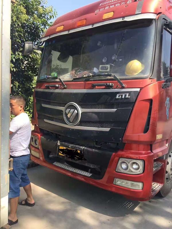 تستخدم China Foton AumanTractor Truck 430HP Trailer Tractor 50 Ton 6X4 Year 2015 مستعملة