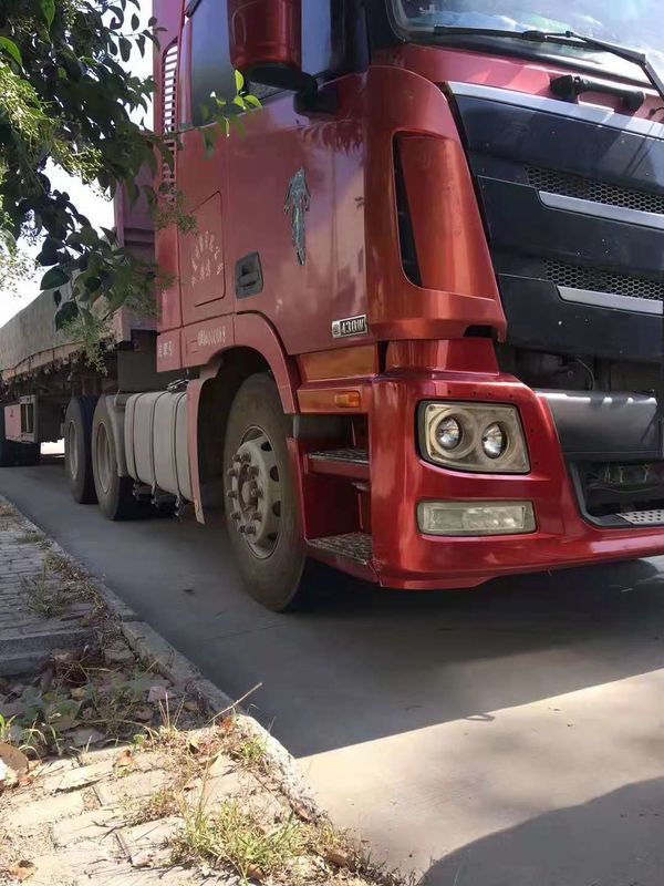 تستخدم China Foton AumanTractor Truck 430HP Trailer Tractor 50 Ton 6X4 Year 2015 مستعملة