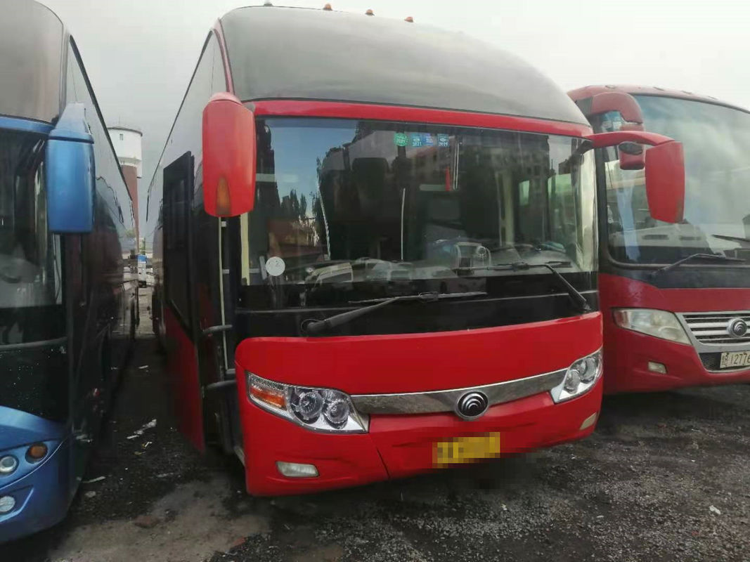 تستخدم Yutong Coach ZK6127 55 مقعدًا يسار Seerting وسادة هوائية هيكل محرك خلفي Euro III حافلة سياحية مستعملة لأفريقيا