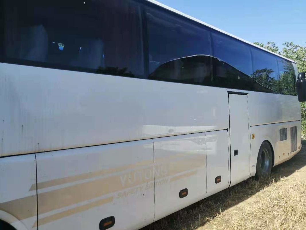 55 مقعدًا مستعملة Yutong ZK6127H Bus حافلة حافلات مستعملة 2011 سنة جديدة محرك ديزل RHD في حالة جيدة