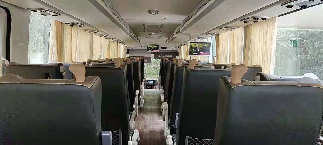تستخدم Yutong Coach ZK6120 50 مقعدًا لعام 2020 لحافلة الركاب ذات الأبواب المزدوجة المستخدمة في الكيلومتر المنخفض