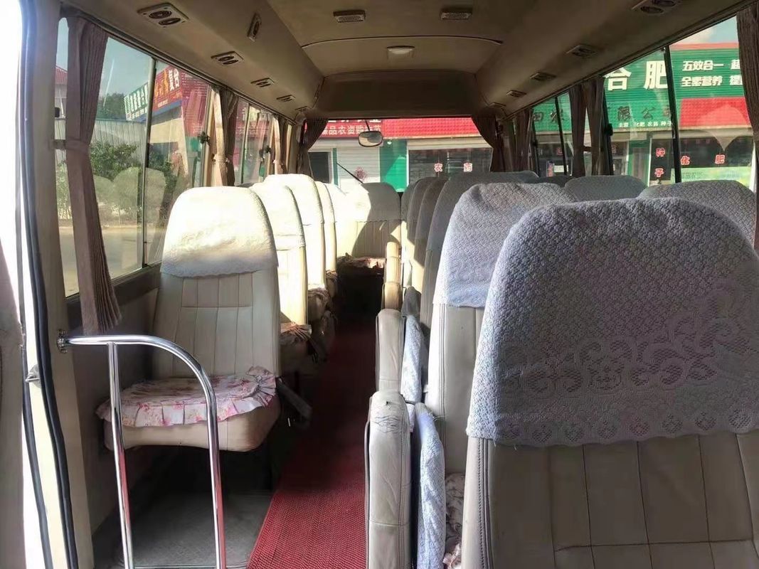 حافلة صغيرة مستعملة Toyota Coaster 15B Engine 23/29 مقاعد مستعملة حافلة ركاب كيلومترات منخفضة