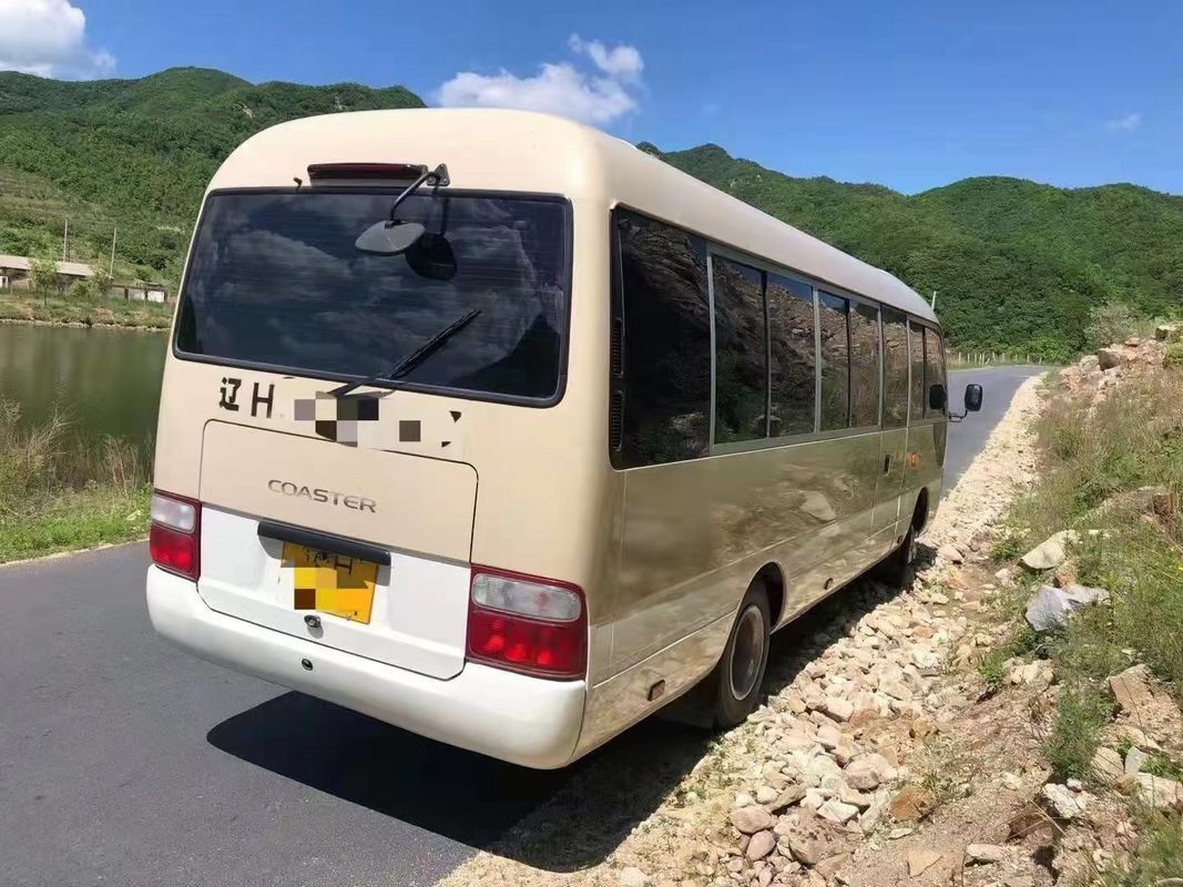 حافلة صغيرة مستعملة Toyota Coaster 15B Engine 23/29 مقاعد مستعملة حافلة ركاب كيلومترات منخفضة