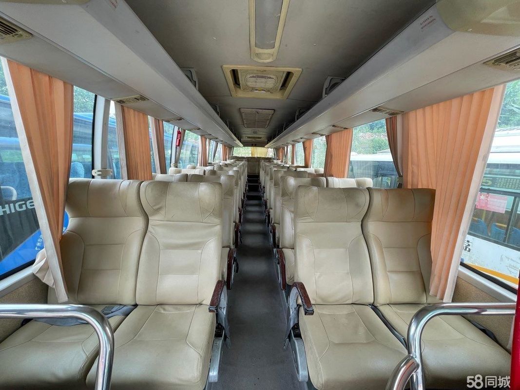 Golden Dragon Used Coach Bus 47 مقعدًا هينو J08E المحرك الصلب الشاسيه Euro III Single Doors