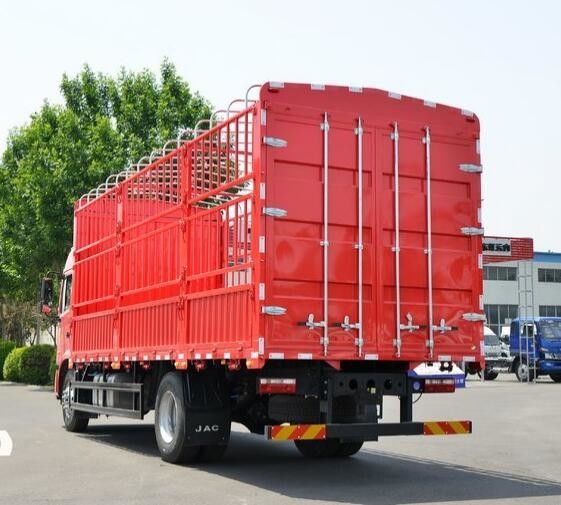 JAC Geerfa A5L Median Brown 220 حصان 4X2 6.8M شاحنة قلابة لبوابة المستودعات