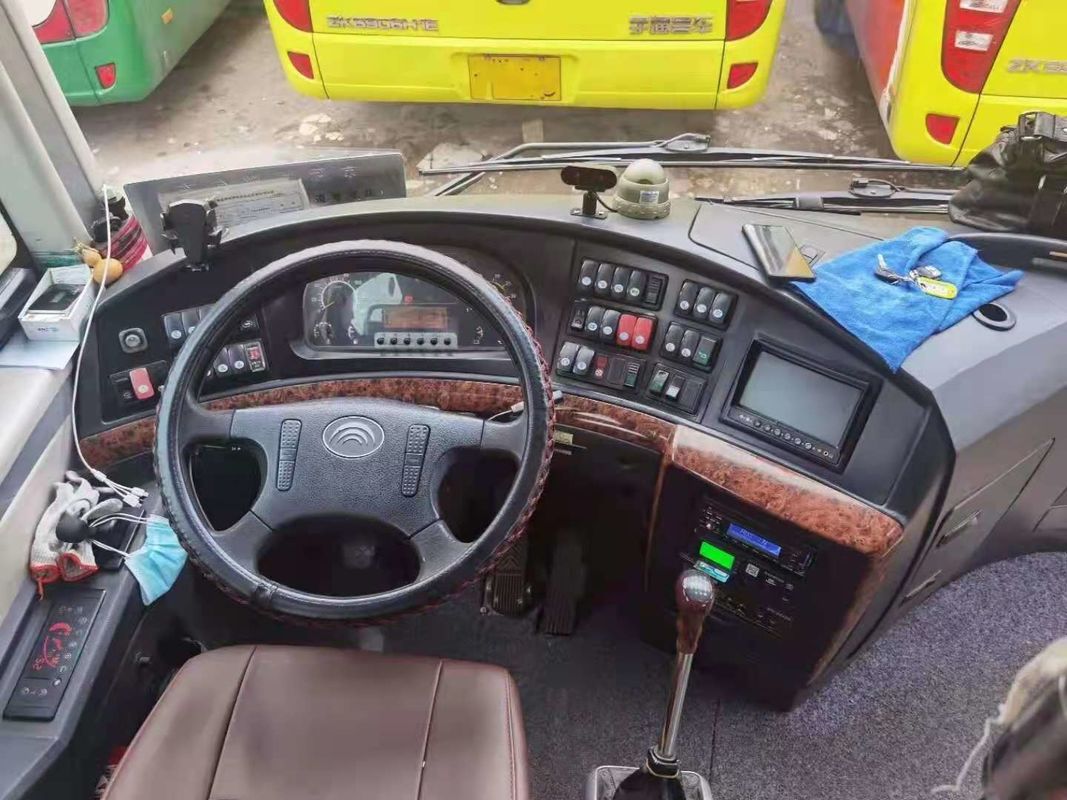 تستخدم Yutong Bus ZK6122 49 مقعدًا بهيكل فولاذي أبواب مزدوجة مستعملة حافلة ركاب محرك اليد اليسرى WP.10 المحرك الخلفي