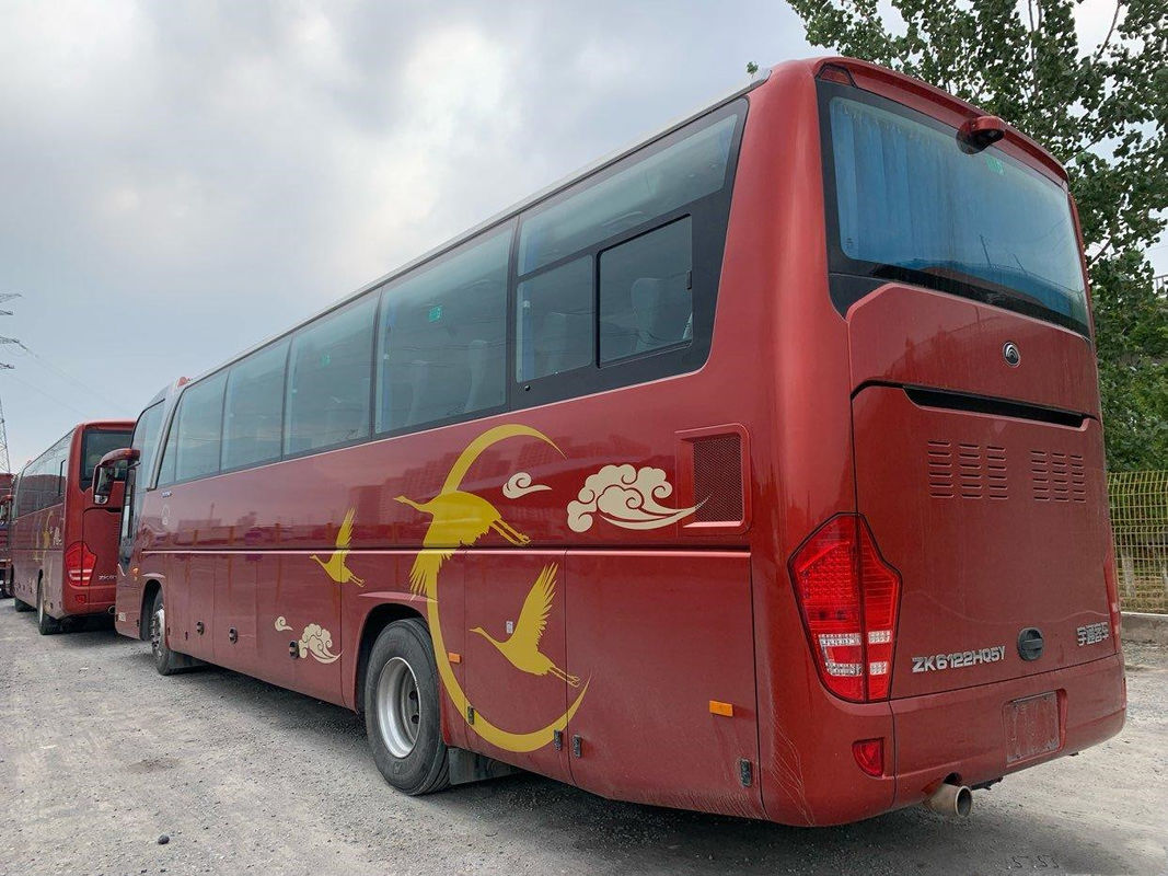 تستخدم Yutong Bus ZK6122 50 مقعدًا 2 + 2 تخطيط 2019 هيكل وسادة هوائية 243kw محرك Yuchai الخلفي