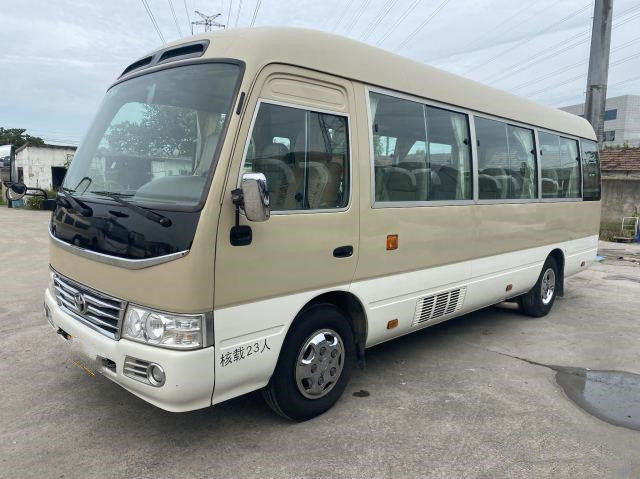 Toyota Coaster Bus for Africa Gaosilne 2TR Engine 108KW 23 Seats Left Hand Drive