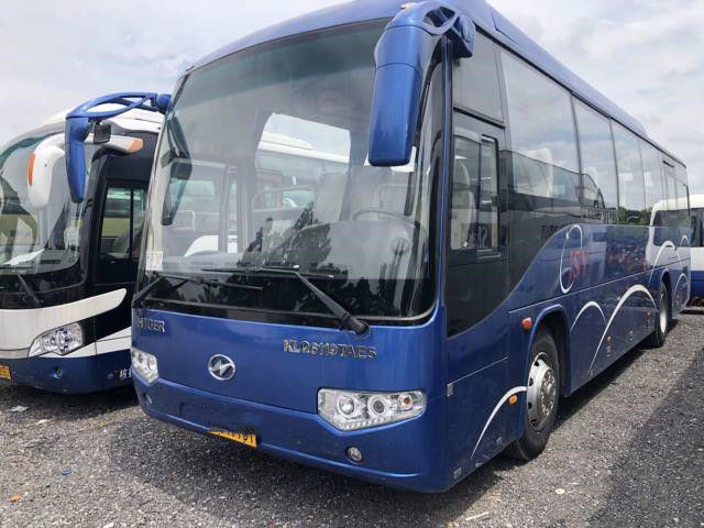 حافلة Higer مستعملة KLQ6119T 51 مقاعد Yuchai محرك خلفي 171kw هيكل وسادة هوائية 35000 كيلومتر حافلة سياحية مستعملة لأفريقيا