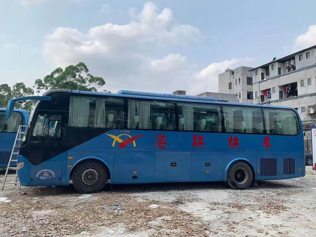 41 مقعدًا تستخدم Yutong ZK6107 Bus Used Coach Bus 2013 Year 100km / H Steering LHD NO حادث