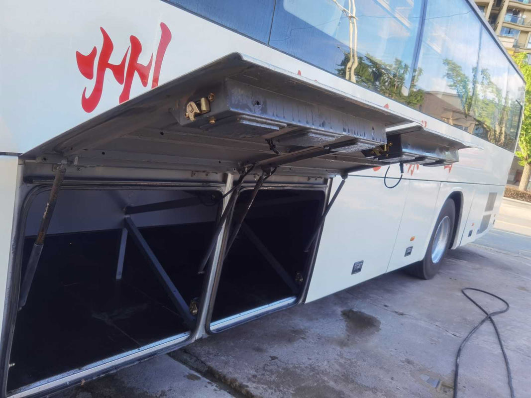 نموذج المحرك الخلفي للحافلة المستعملة Higer KLQ6129 Good Passengers Bus 53 مقعدًا خلفي محرك Weichai 215kw Euro III