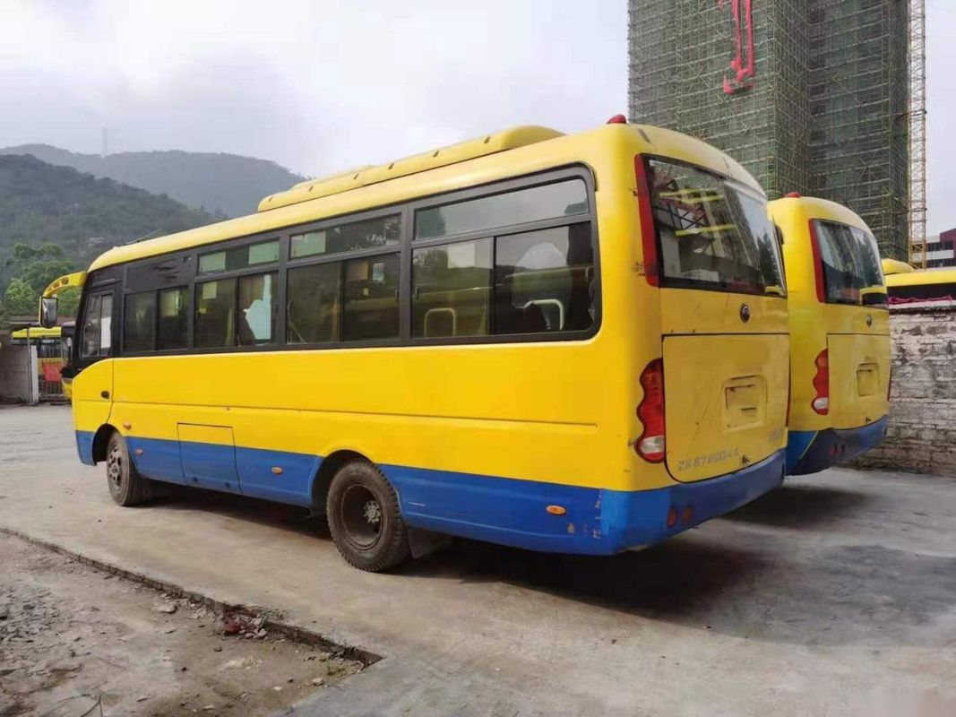 تستخدم Yutong Mini Bus ZK6720d محرك أمامي 95kw Yuchai Good Passenger Bus Euro IV 26seats