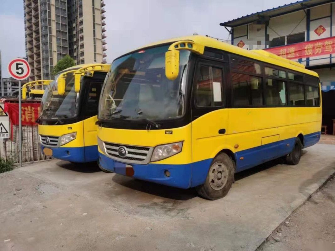 تستخدم Yutong Mini Bus ZK6720d محرك أمامي 95kw Yuchai Good Passenger Bus Euro IV 26seats
