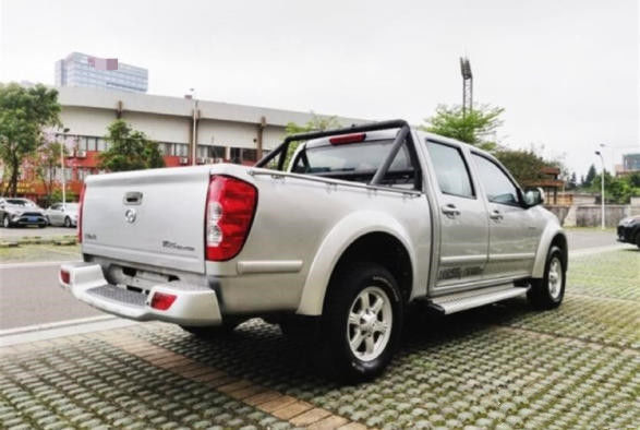 CHANGCHENG PICKUP محرك ديزل 2.0T فاخر إصدار الاتحاد الأوروبي Vaiculos GW4D20B 6MT شاحنة بيك آب الصين للبيع