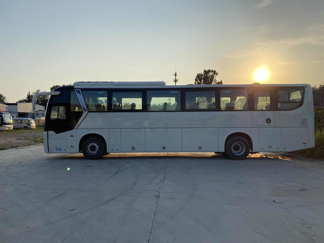 نوع جديد من الباصات الذهبية Golden Dragon XML6122 52 مقاعد فاخرة أبواب مزدوجة مستعملة حافلة ركاب 12 متر LHD
