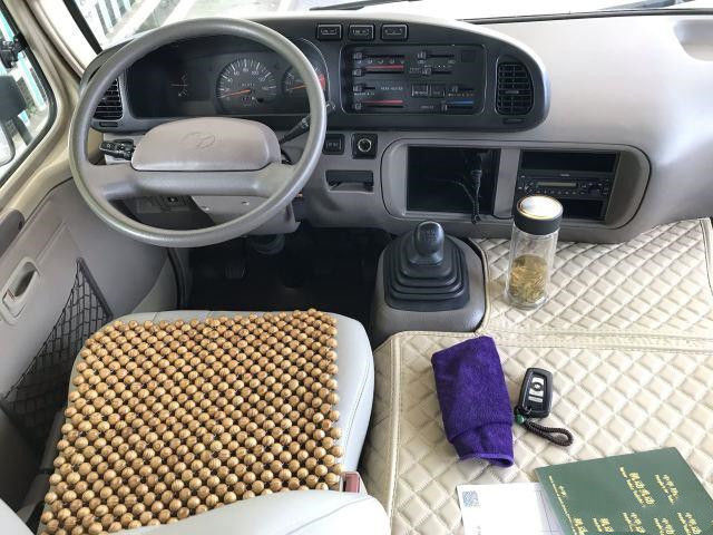 حافلة مستعملة كوستر بيضاء ذهبية للأسهم Negeria LHD Mini Bus Diesel Promition Price Toyota Coaster