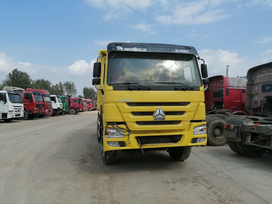 مستعملة شاحنة قلابة SINOTRUK HOWO شاحنة قلابة 6 × 4 شاحنات قلابة للبيع في غانا للبيع شاحنة قلابة مستعملة رخيصة