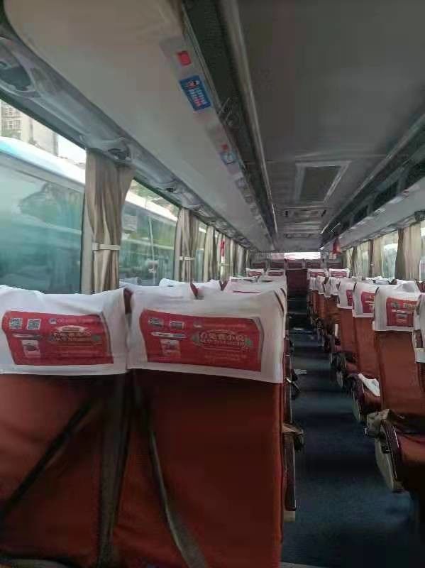 49 مقعدًا حافلة مستعملة Yutong Bus ZK6122HQ تستخدم حافلة اليد اليسرى مع مكيف الهواء