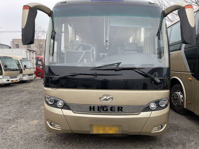 2018 سنة 54 مقعدًا محرك ديزل خلفي يستخدم Higer Bus KLQ6129TA حافلة سياحية مستعملة بدون حوادث