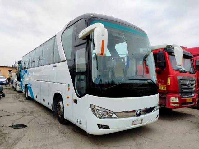 تستخدم حافلة ZK6122 موديل Yutong Passenger Coach الملحقات الداخلية سائق نظام الترفيه