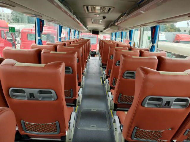 تستخدم حافلة ZK6122 موديل Yutong Passenger Coach الملحقات الداخلية سائق نظام الترفيه
