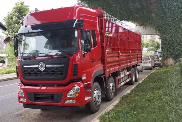 Dong-Feng 8x4 420hp الصين تستخدم Lorry Cargo Trcuk Brand New LHD / RHD