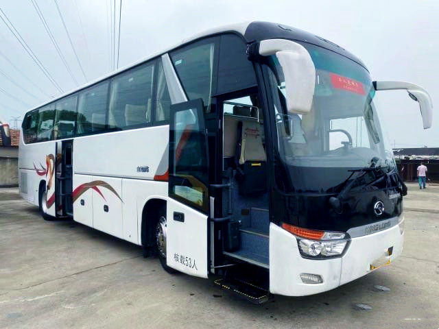 تستخدم Kinglong Bus 53 Seats Double Doors Coach Bus XMQ6129 Left Steering