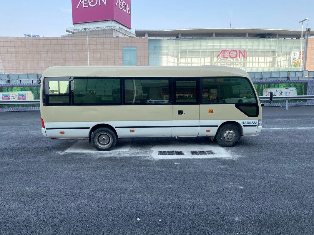 22 مقعدًا 2012 سنة توجيه اليد اليسرى مستعملة محرك البنزين Toyota Coaster Bus 2TR