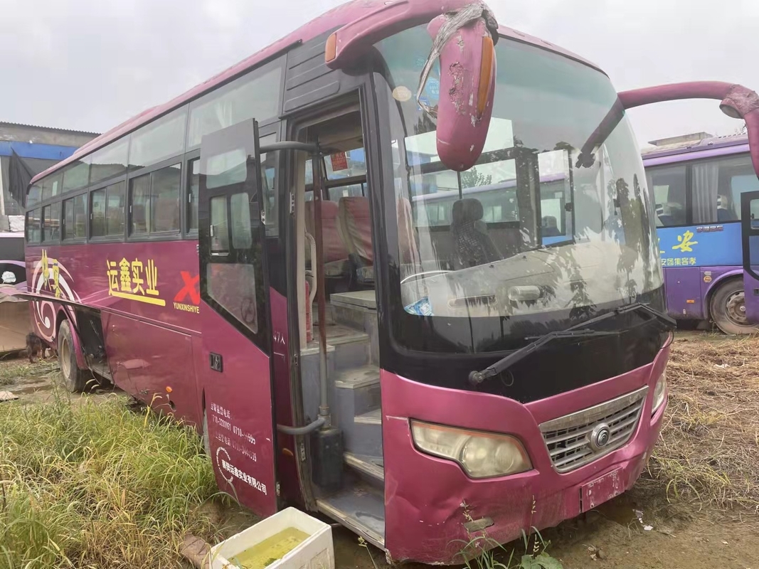 2009 سنة 47 مقاعد مستعملة Yutong ZK6102D حافلة حافلة حافلة مستعملة محرك أمامي لمحركات ديزل LHD