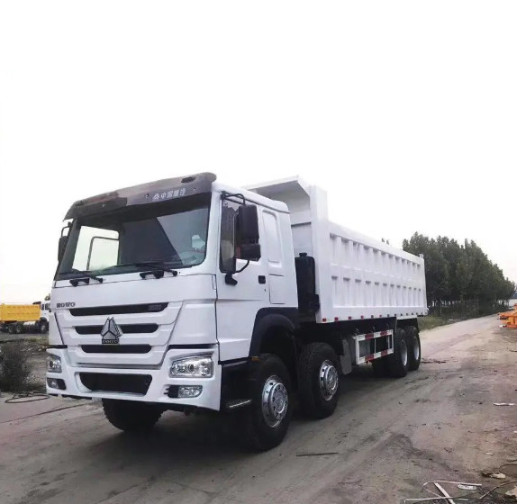 مستعملة متعددة الألوان Howo Drump Truck 8x4 Drive Mode Sinotruk Howo 375Hp Tipper Truck