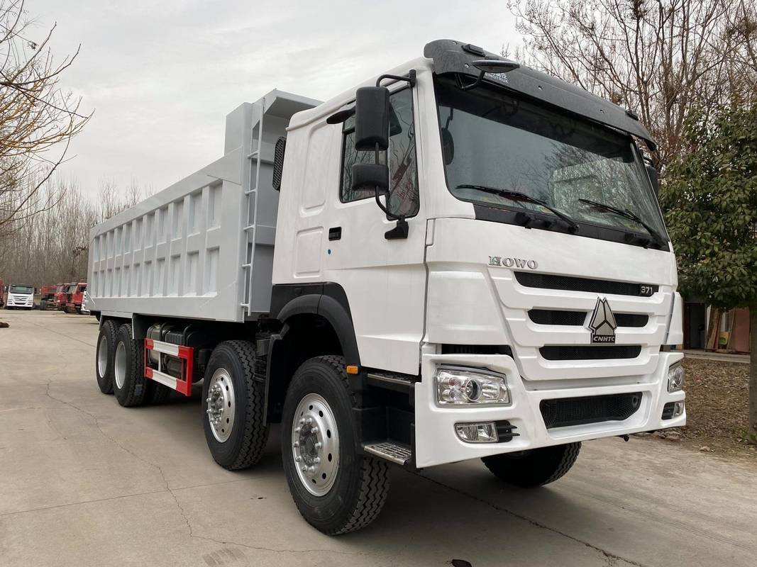 تستخدم Sinotruk Howo 317Hp Euro 2 Manual 4X2 6X4 8X4 Diesel Head Tractor Truck