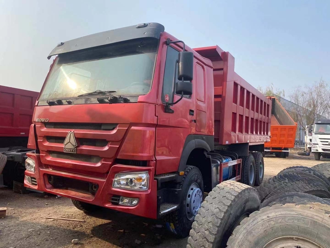 تستخدم Howo Dump Truck 6 * 4 Driving Model Right Hand Driving Way WD615.47 Euro 2