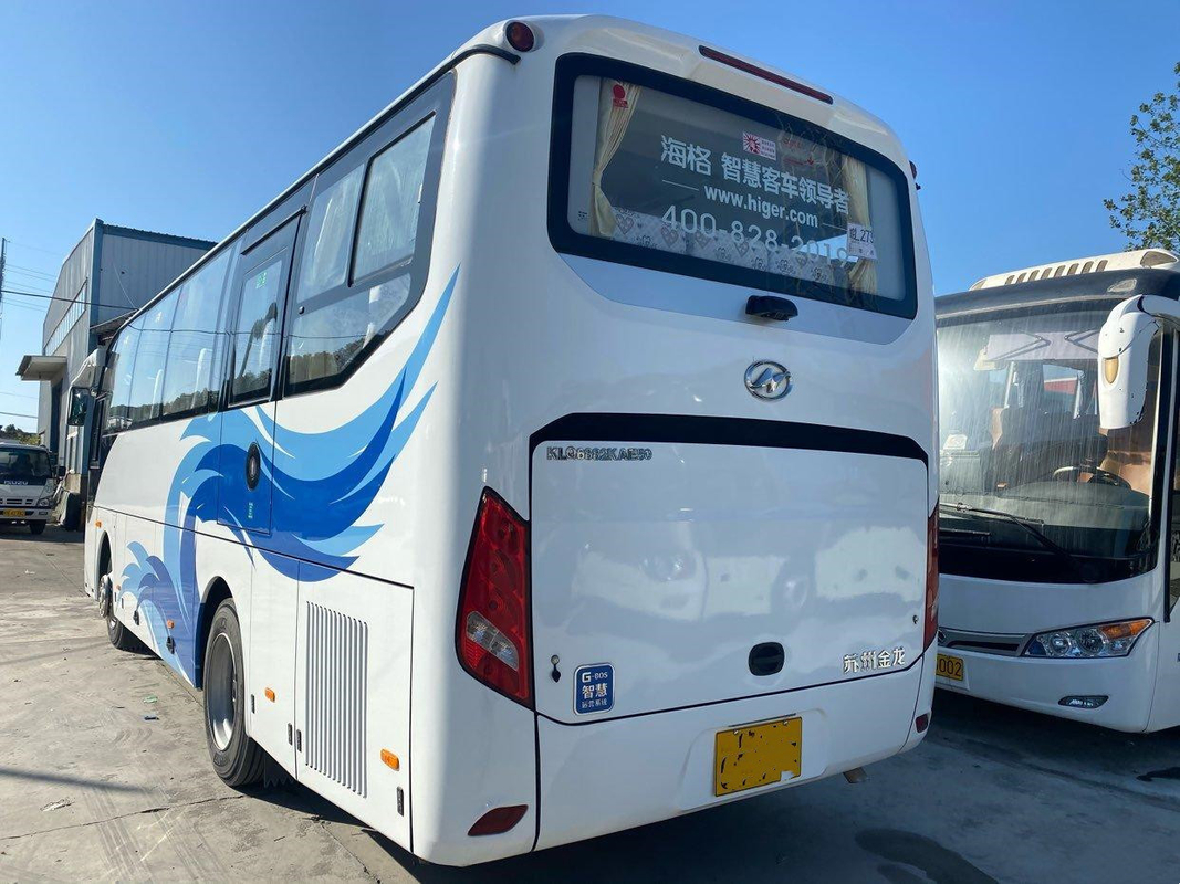 KLQ6882 حافلات النقل الطويلة المستخدمة 50 مقعدًا RHD تستخدم محرك Yutong للحافلات الأمامي