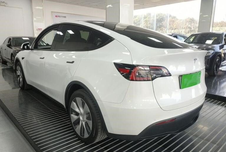 سيارة كهربائية مع سيارة كهربائية منخفضة السرعة مجهزة بمحرك 72V 3.5KW