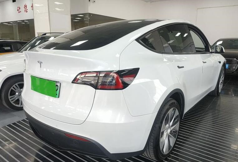 سيارة كهربائية مع سيارة كهربائية منخفضة السرعة مجهزة بمحرك 72V 3.5KW