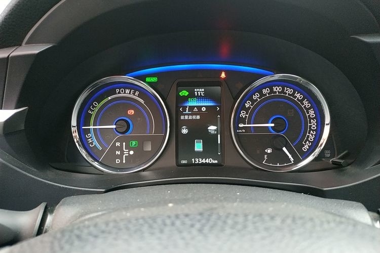 سيارات كورولا كهربائية مستعملة عالية السرعة مع كورولا 2021 1.2T S-CVT Pioneer 5 مقاعد لون أبيض 4 أبواب سيدان سيارة