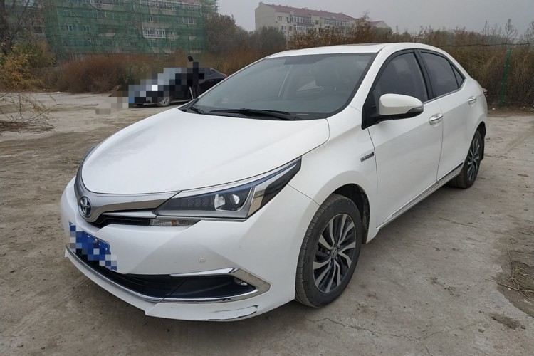 سيارات كورولا كهربائية مستعملة عالية السرعة مع كورولا 2021 1.2T S-CVT Pioneer 5 مقاعد لون أبيض 4 أبواب سيدان سيارة