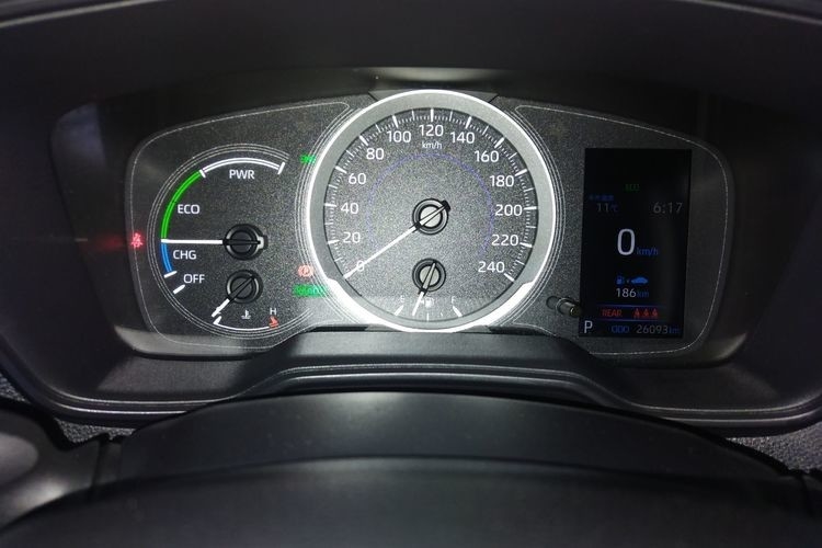 سيارة كورولا سيارة الطاقة الجديدة مستعملة كورولا 20191.2T S-CVT Pioneer 5 مقاعد لون أبيض 4 أبواب سيدان سيارة