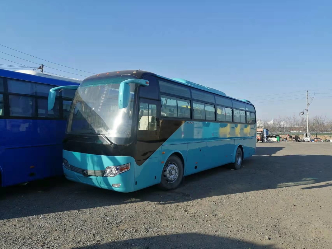 60 مقعدًا 2015 سنة مستعملة حافلة Zk6110 محرك ديزل Yutong حافلة سياحية مستعملة للركاب