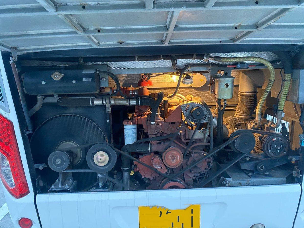 حافلة مسافات طويلة XMQ6829 مستعملة Kinglong Coach Bus 34 Seats حافلات مستعملة للبيع في الإمارات العربية المتحدة