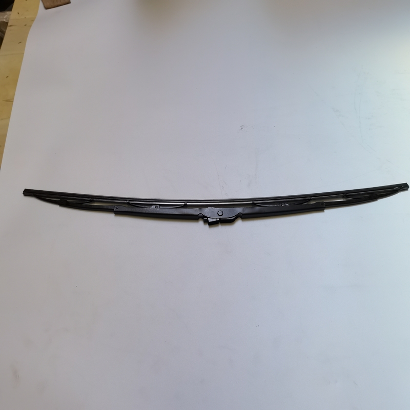 شفرة ممسحة للشاحنة والحافلة مزودة بـ 4 محولات لـ HOWO Truck Windshield Blades Universal