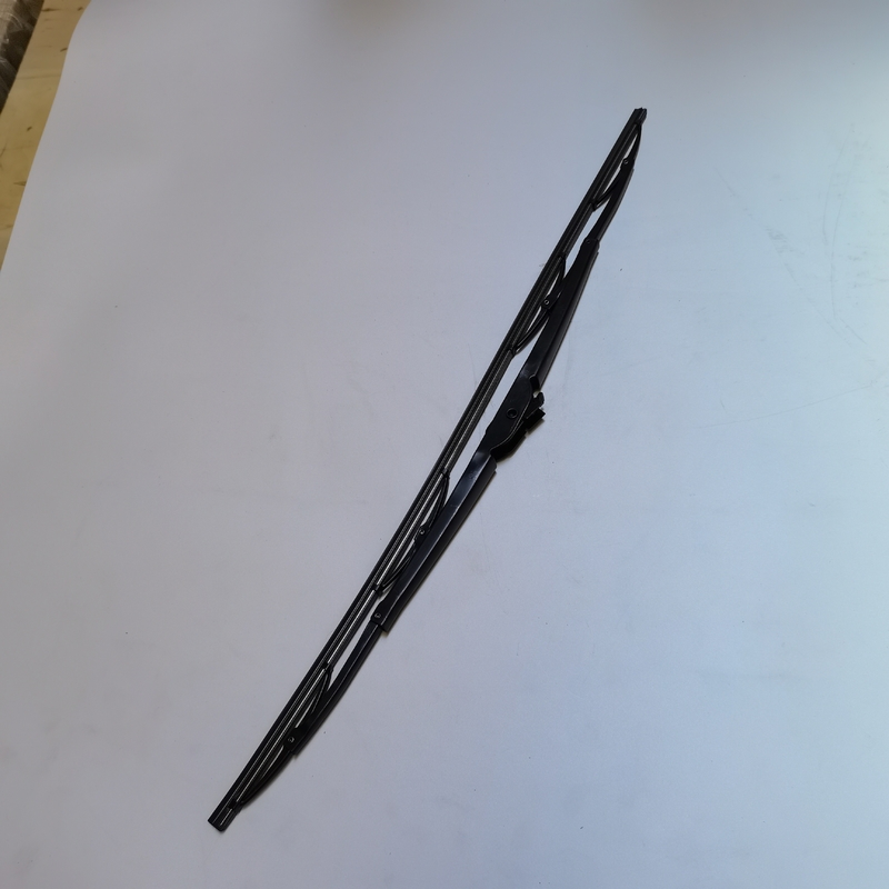 شفرة ممسحة للشاحنة والحافلة مزودة بـ 4 محولات لـ HOWO Truck Windshield Blades Universal