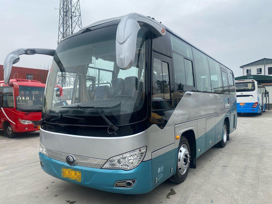 35 مقعدًا 2015 سنة مستعملة حافلة Zk6816 Yutong Used Coach Company Commuter Bus Rear Engine