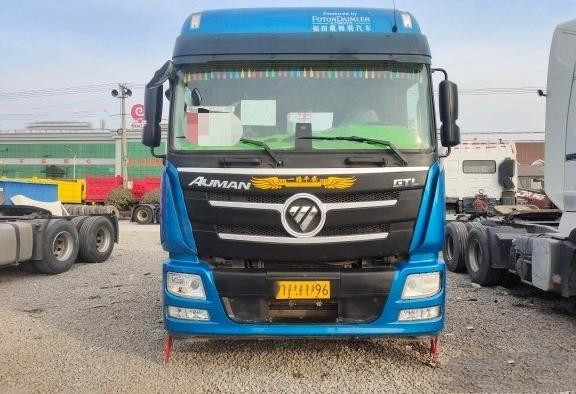 Ouman GRL 6 * 4 مستعملة شاحنة جرار 470HP مستعملة جرار مقطورة ديزل