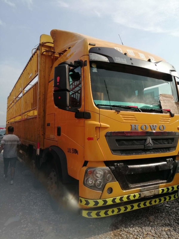 280HP صف واحد شاحنة قلابة مستعملة 6 * 2 T5G شاحنة خفيفة مستعملة