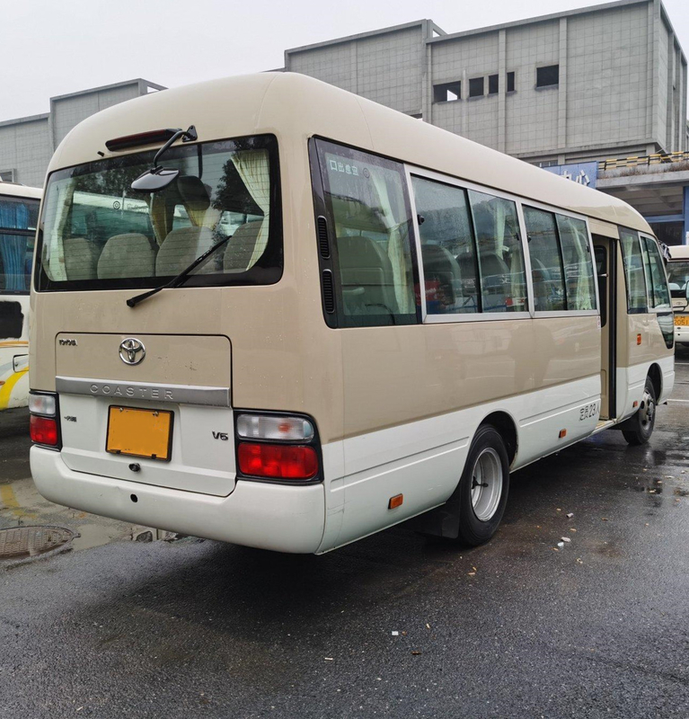 LHD مستعمل Coaster Bus Hino Engine 23 Seater Khaki Bus مع نظام تكييف فاخر
