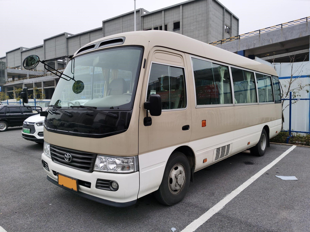 LHD مستعمل Coaster Bus Hino Engine 23 Seater Khaki Bus مع نظام تكييف فاخر